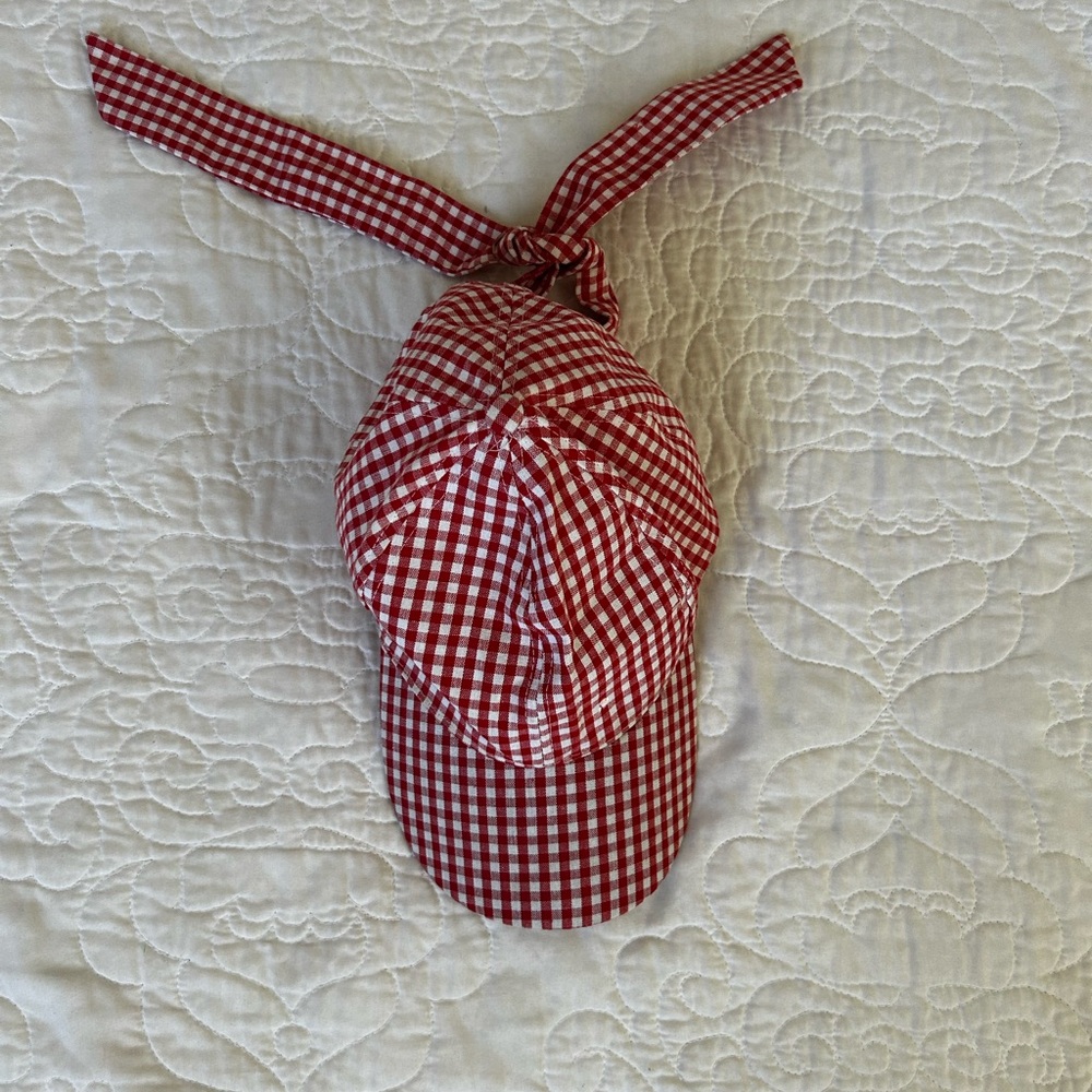 Red gingham, back tie hat :)